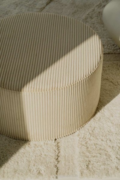 Duża okrągła beżowa pufa CORD Slim 60x30