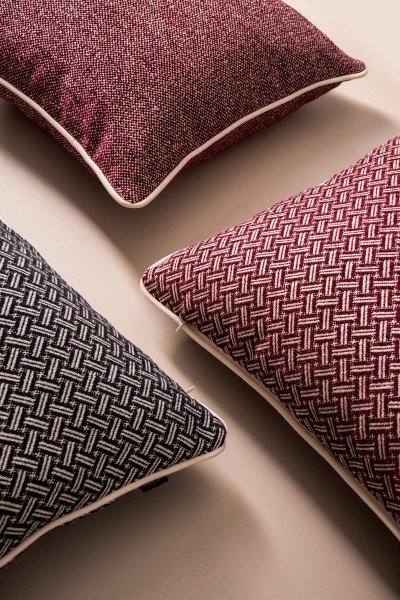 Goodi Burgundy Decorative Pillow 60x50