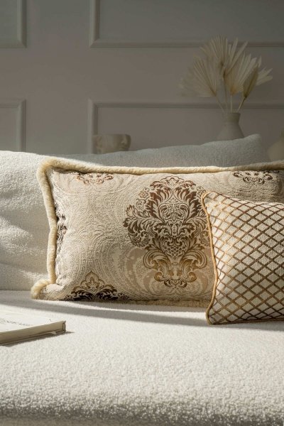 Kremowy zestaw 3 poduszek dekoracyjnych Aurum 