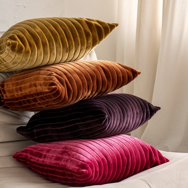 Cordian złota poduszka dekoracyjna 50x30 Prestige Line