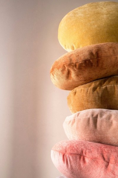 Rolo okrągła jasnoróżowa poduszka dekoracyjna 45