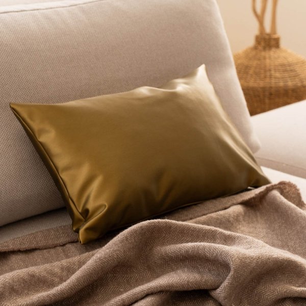 Złota poduszka dekoracyjna Spark