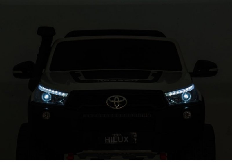 Auto na Akumulator Toyota Hilux Biały