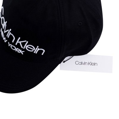 Czapka Calvin Klein z daszkiem unisex czarna duże logo