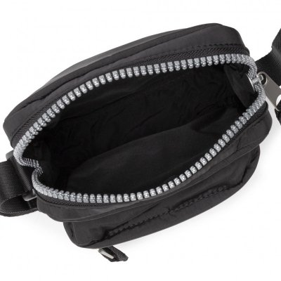 Torebka Tommy Jeans  listonoszka na ramię czarna męska