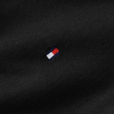 Sweter męski Tommy Hilfiger czarny jedwab z dekoldem v-neck