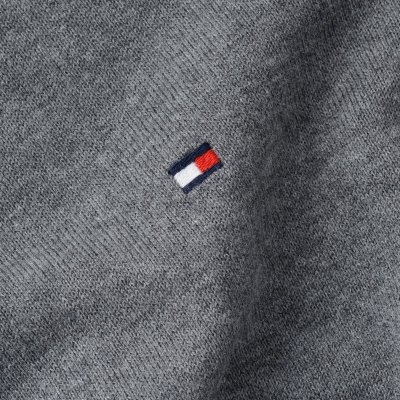 Sweter męski Tommy Hilfiger szary jedwab z okrągłym dekoldem