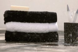 Ręcznik - Czarny - 100% Bawełny - Casual NAF NAF 