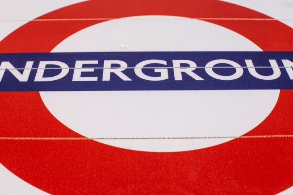 Obraz na drewnie - London Underground Sign 